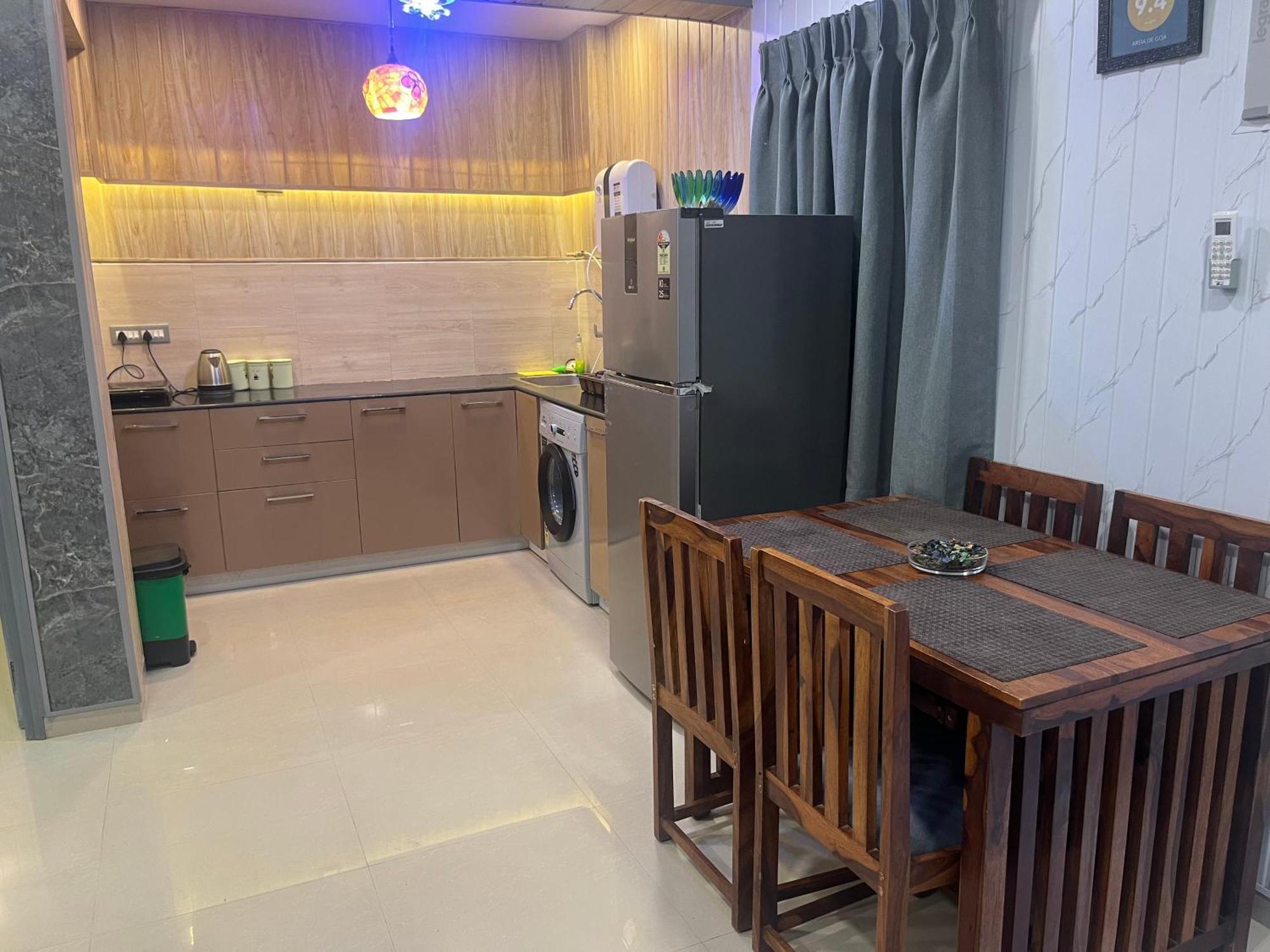 Areia De Goa, Comfort Stay Apartment Near Baga Beach Zewnętrze zdjęcie